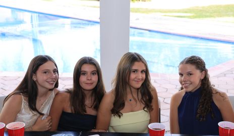  Roberta Nava, Pía Vidal, Alexa Calzada y Daniela Torre.