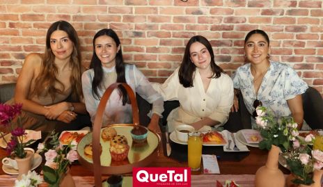  María José Macías, Susana Navia, Ana Sofi Patiño y Marce Villarreal.