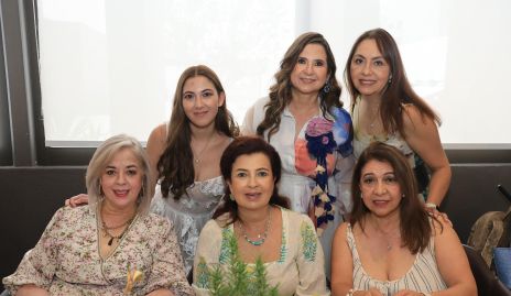  Daniela Jaimes, Adriana Saucedo, Bety de León, Rosy Vázquez y María Clara Ramírez.