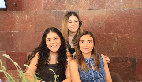  Ana Fonte, Adriana Jaimes y Alejandra Castrillón.