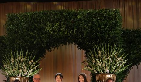  Isabela López Zavala Reina del Club Deportivo Potosino.