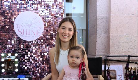  Alejandra Puente y María Emilia Leos.