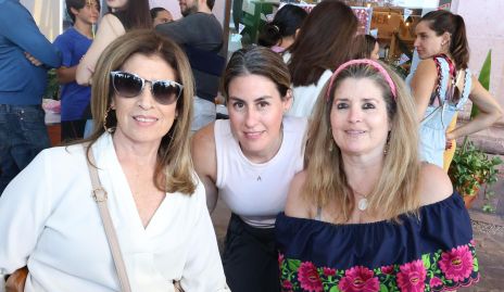  Pupi Foyo, Andrea Fernández y Silvia Foyo.