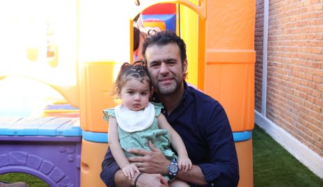  Luis Arturo y Lucila Cortés.