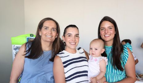  Gabriela Villanueva, Montse Villanueva, Eva Moreno y Gaby González.