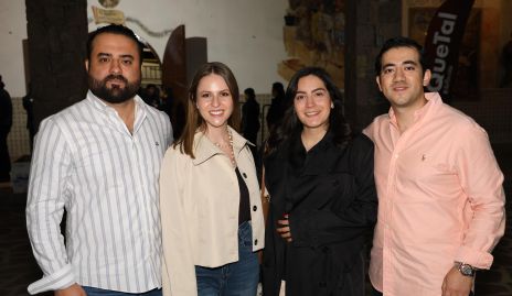  Eduardo, Andrea, Regina y Paulo.