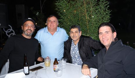  Rodrigo Medellín, Plutarco González, Ignacio de la Rocha y Carlos Olea.