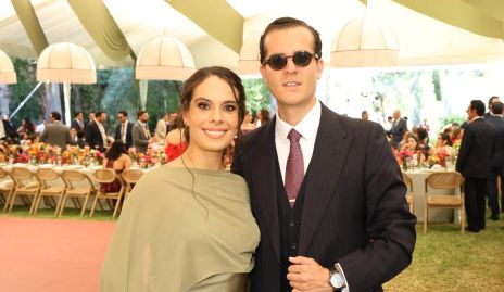  Olga y Juan Fer Rojas, hermanos de la novia 