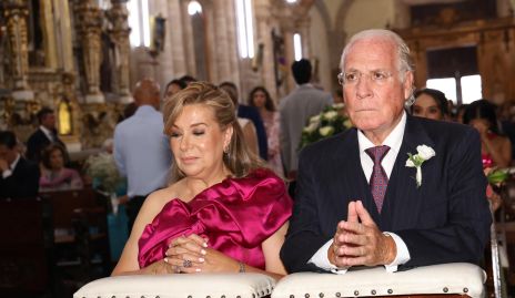  Olga Lilia Contreras y Fernando Rojas, papás de la novia.