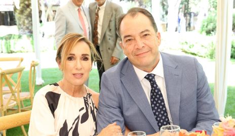   Maria Elena Ávila y Eduardo González.