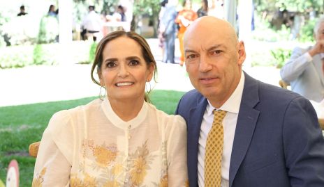  Gaby Villanueva y Carlos González.