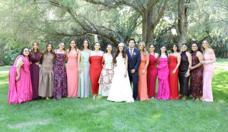  Marijó Rojas y Mauricio Mier con sus amigas.