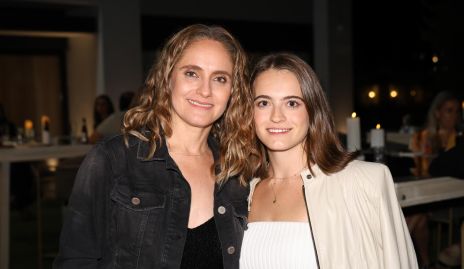  Viviana Navarro y María Emilia Meade.