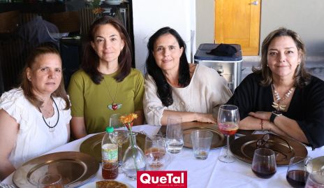  Adriana González, Patricia Macías, Maite Ascanio y Marta Rangel.