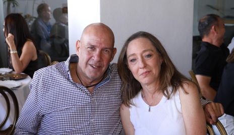  Toño del Peral y Maritere Meade.