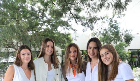  Javiera, Marijó, Antonella, Andrea y Camila.