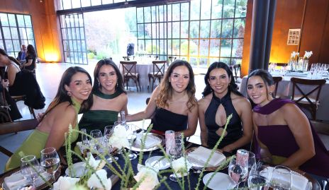  Vini Padrón, Daniela Monsiváis, Galilea Cárdenas, Andrea Rivera e Irene Abud.