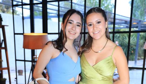  Isabela y Valeria.