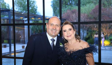  Oscar González y Marisol Hernández, papás de la novia.