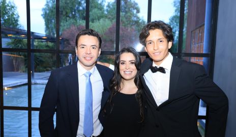  Salvador Aguilar, Gabriela Aguilar y Luis Ernesto.