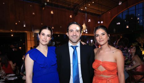  Fernanda Loza, Camilo Gómez y Natalia Galán.