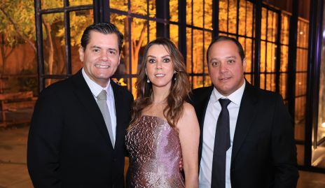  Carlos Delgado, Clarissa Hernández y Poncho Aldaco.