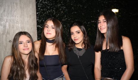  Jimena Navarro, Natalia Posadas, Melina Kury y Gala Lozano.