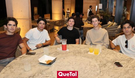  Manuel De Antuñano, Mateo Hernández, Javier Hernández, José Subirana y Miguel Delgado.