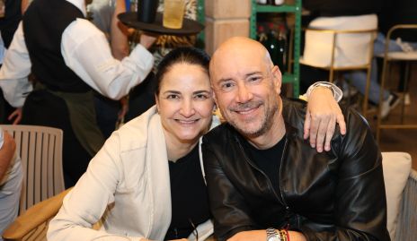  Adriana Calvillo y Roberto García.