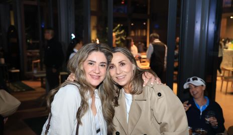  Lilian Dorador y Roxana Serna.