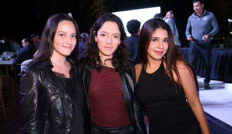  Mariana Bañuelos, Maria Emilia Gómez y Ana Lu Gómez.