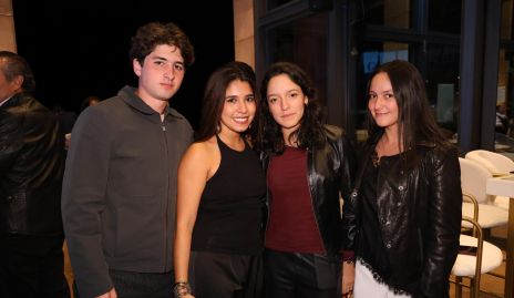  Pablo Díaz, Ana Lu Gómez, María Emilia Gómez y Mariana Bañuelos.