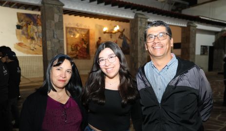  Lourdes Roque, Valentina y Francisco Javier.