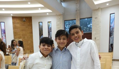  Iker Sánchez, Diego Vásquez y Santi Días de León.