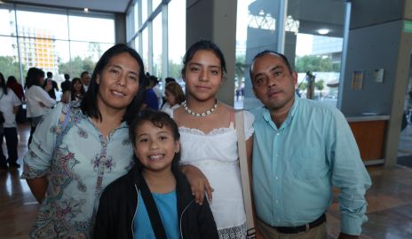  Familia Serna Velázquez.