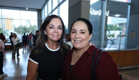  Elsa Tamez y Laura Rodríguez.