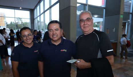  Andrea, Francisco y Roberto.