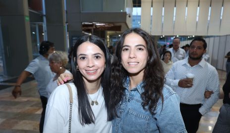  Roxana Olivares y Andrea Olivares.