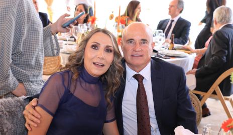  Roxana Serna y Tomás Alcalde.