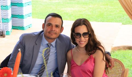  Emmanuel Espinoza y Aída Andrew.