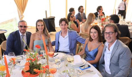  Héctor Cruz, Diana Vallarino, Zon Cruz, Tara Ficheral y Ben.
