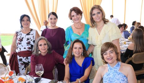  Lourdes Del Valle, Beatriz Carpizo, Guadalupe Bárcena, Lourdes Leiva, Alicia Téllez, Sandra Burgos y Gaby Balbontín.