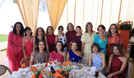  Pato Rodríguez, Marusa Maza, Alejandra Meade, Ana Irma Ramos, Lourdes Del Valle, Alicia Téllez, Beatriz Carpizo, Lourdes Leiva, Guadalupe Bárcena, Cecilia Martínez, Laura Izaguirre, Montse Gómez, Sandra Burgos, Gaby Balbontín y Rosy Rodríguez.