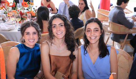  Verónica Abud, Camile y Julieta Contreras.