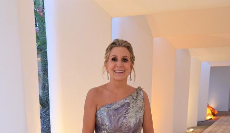  Pupi García, mamá de la novia.