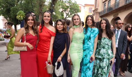  Car, María Cueli, Dany Fonseca, Camila Fernández, Analú Díaz y Paola Dávila.