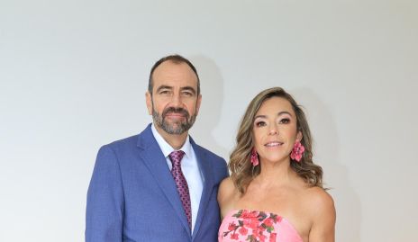  Eduardo y Martha Mendivil.