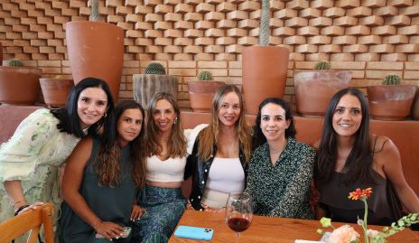  Beatriz Ruiz, Gabriela Franco, Melissa Compeán, Ashley Cronemeller, María Acosta y Cristina Rivero.