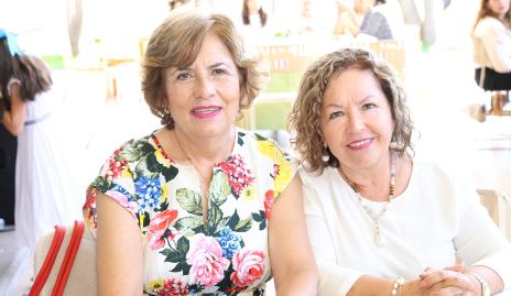  Roxana Delgado y Paty Romo.