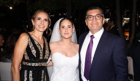  Elsa Villalba, María José Ocejo y Enrico Santoyo.